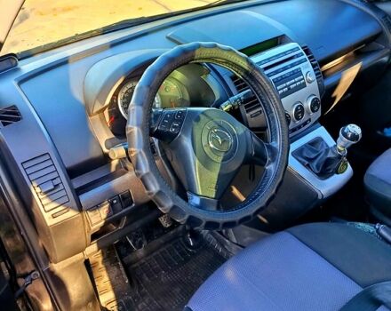 Чорний Мазда 5, об'ємом двигуна 2 л та пробігом 280 тис. км за 4300 $, фото 4 на Automoto.ua