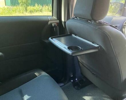 Чорний Мазда 5, об'ємом двигуна 2 л та пробігом 175 тис. км за 6830 $, фото 11 на Automoto.ua