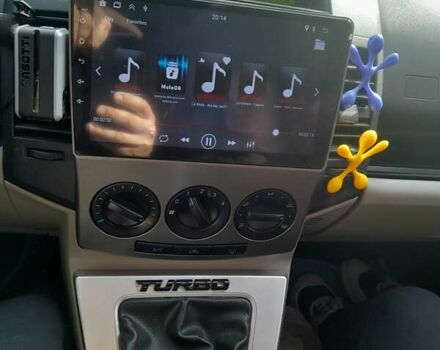 Чорний Мазда 5, об'ємом двигуна 1.8 л та пробігом 245 тис. км за 4650 $, фото 6 на Automoto.ua