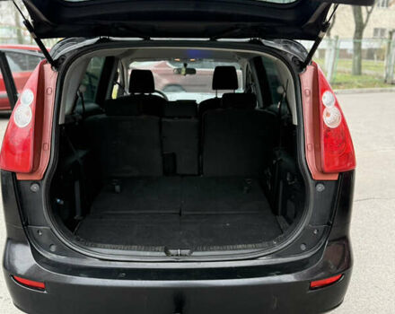 Черный Мазда 5, объемом двигателя 2 л и пробегом 280 тыс. км за 2700 $, фото 14 на Automoto.ua