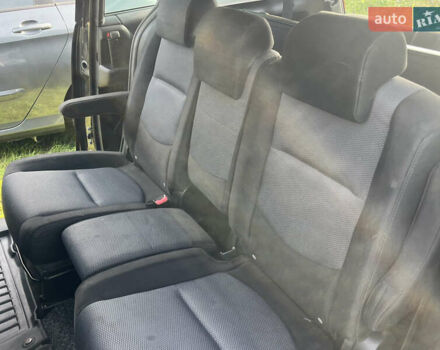 Черный Мазда 5, объемом двигателя 2 л и пробегом 244 тыс. км за 5500 $, фото 11 на Automoto.ua