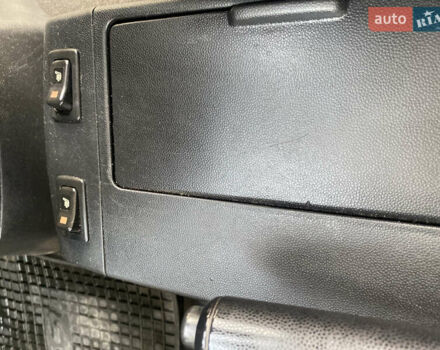 Черный Мазда 5, объемом двигателя 2 л и пробегом 200 тыс. км за 3600 $, фото 21 на Automoto.ua