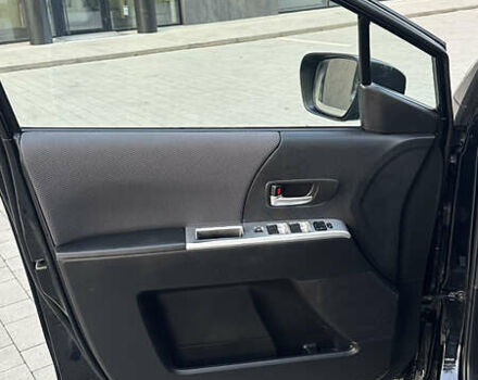 Черный Мазда 5, объемом двигателя 2 л и пробегом 221 тыс. км за 6800 $, фото 9 на Automoto.ua