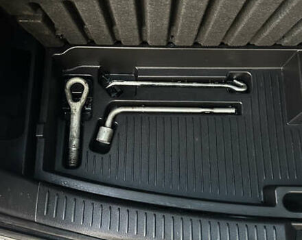 Черный Мазда 5, объемом двигателя 2 л и пробегом 221 тыс. км за 6800 $, фото 24 на Automoto.ua