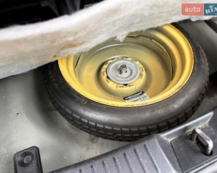 Чорний Мазда 5, об'ємом двигуна 1.8 л та пробігом 209 тис. км за 5600 $, фото 17 на Automoto.ua