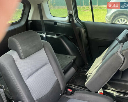 Черный Мазда 5, объемом двигателя 2 л и пробегом 244 тыс. км за 5500 $, фото 7 на Automoto.ua