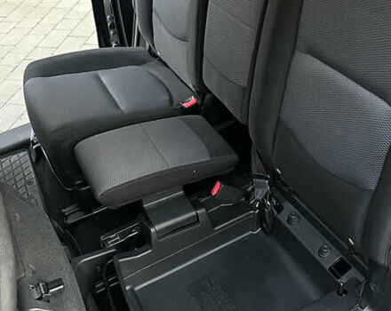 Черный Мазда 5, объемом двигателя 2 л и пробегом 221 тыс. км за 6800 $, фото 14 на Automoto.ua