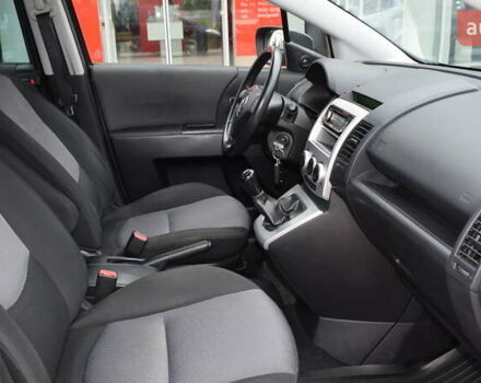 Чорний Мазда 5, об'ємом двигуна 1.8 л та пробігом 268 тис. км за 5000 $, фото 5 на Automoto.ua