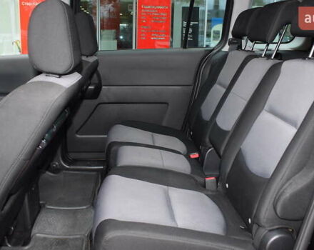 Чорний Мазда 5, об'ємом двигуна 1.8 л та пробігом 268 тис. км за 5000 $, фото 10 на Automoto.ua