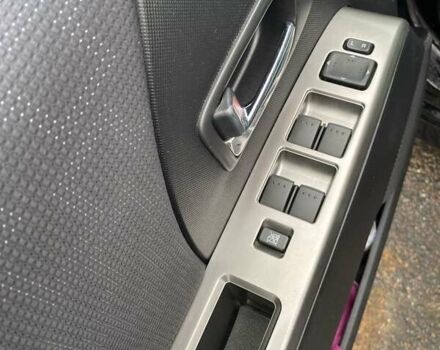 Чорний Мазда 5, об'ємом двигуна 2 л та пробігом 310 тис. км за 5250 $, фото 6 на Automoto.ua