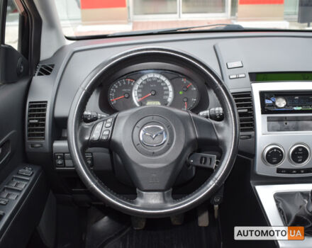 Черный Мазда 5, объемом двигателя 1.8 л и пробегом 269 тыс. км за 5000 $, фото 12 на Automoto.ua