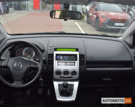 Черный Мазда 5, объемом двигателя 1.8 л и пробегом 269 тыс. км за 5200 $, фото 7 на Automoto.ua