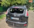 Черный Мазда 5, объемом двигателя 2 л и пробегом 260 тыс. км за 2200 $, фото 3 на Automoto.ua