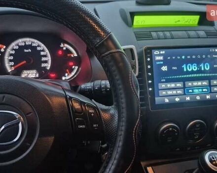 Черный Мазда 5, объемом двигателя 2 л и пробегом 228 тыс. км за 6700 $, фото 39 на Automoto.ua