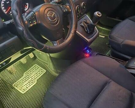 Черный Мазда 5, объемом двигателя 2 л и пробегом 228 тыс. км за 6700 $, фото 36 на Automoto.ua