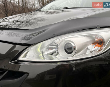 Чорний Мазда 5, об'ємом двигуна 2 л та пробігом 231 тис. км за 7999 $, фото 20 на Automoto.ua