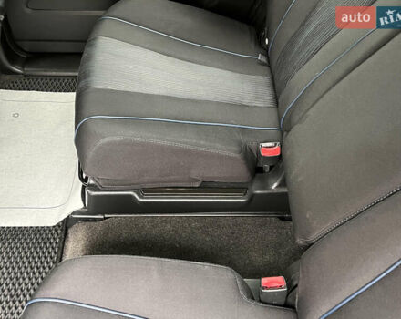 Мазда 5 2010 у Києві на Automoto.ua Чорний Мазда 5, об'ємом двигуна 2 л та пробігом 218 тис. км за 7999 $, фото 68 на Automoto.ua