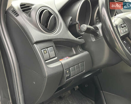 Черный Мазда 5, объемом двигателя 2 л и пробегом 231 тыс. км за 7699 $, фото 27 на Automoto.ua