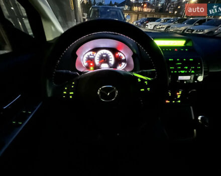Черный Мазда 5, объемом двигателя 2 л и пробегом 161 тыс. км за 7000 $, фото 11 на Automoto.ua