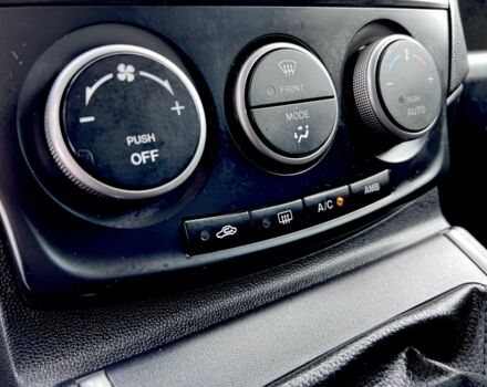 Черный Мазда 5, объемом двигателя 1.6 л и пробегом 198 тыс. км за 6850 $, фото 14 на Automoto.ua