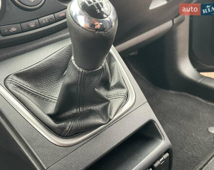 Черный Мазда 5, объемом двигателя 2 л и пробегом 210 тыс. км за 8100 $, фото 40 на Automoto.ua