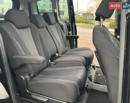 Черный Мазда 5, объемом двигателя 2 л и пробегом 210 тыс. км за 8100 $, фото 53 на Automoto.ua