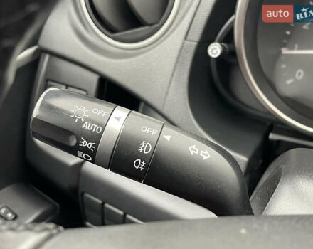 Черный Мазда 5, объемом двигателя 2 л и пробегом 210 тыс. км за 8100 $, фото 75 на Automoto.ua