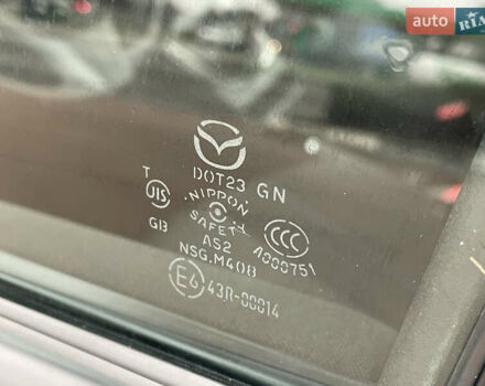 Черный Мазда 5, объемом двигателя 2 л и пробегом 210 тыс. км за 8100 $, фото 71 на Automoto.ua