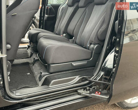 Черный Мазда 5, объемом двигателя 2 л и пробегом 210 тыс. км за 8100 $, фото 31 на Automoto.ua