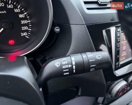 Черный Мазда 5, объемом двигателя 1.8 л и пробегом 171 тыс. км за 11000 $, фото 39 на Automoto.ua