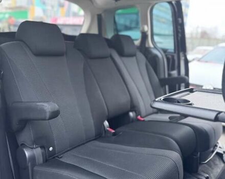 Черный Мазда 5, объемом двигателя 1.8 л и пробегом 171 тыс. км за 11000 $, фото 29 на Automoto.ua