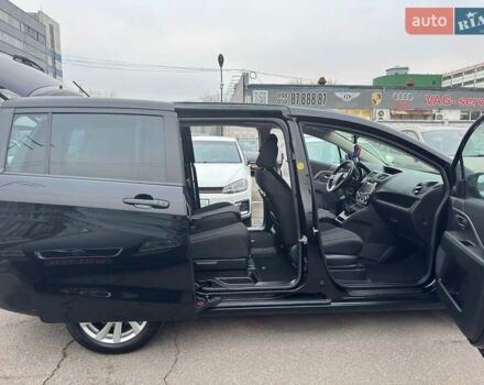 Черный Мазда 5, объемом двигателя 1.8 л и пробегом 171 тыс. км за 11000 $, фото 15 на Automoto.ua