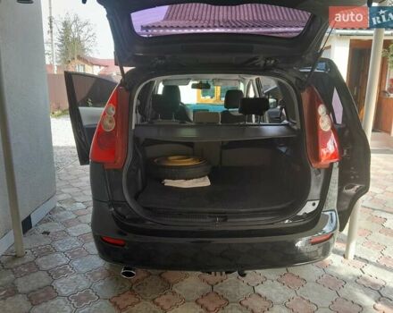 Черный Мазда 5, объемом двигателя 1.8 л и пробегом 243 тыс. км за 5300 $, фото 1 на Automoto.ua