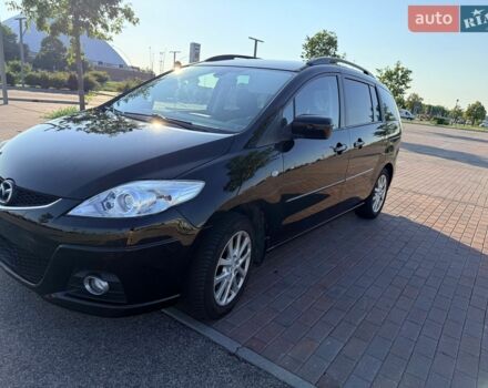 Черный Мазда 5, объемом двигателя 1.8 л и пробегом 300 тыс. км за 5500 $, фото 1 на Automoto.ua