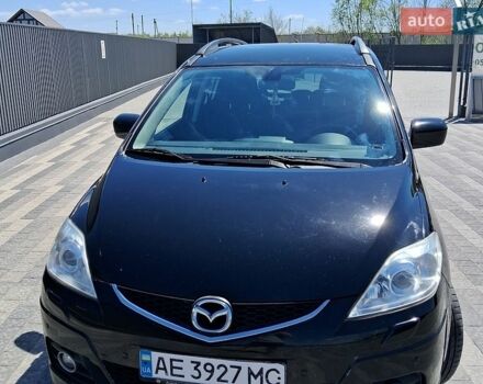 Черный Мазда 5, объемом двигателя 2 л и пробегом 263 тыс. км за 5500 $, фото 1 на Automoto.ua
