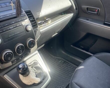 Фиолетовый Мазда 5, объемом двигателя 2 л и пробегом 287 тыс. км за 5000 $, фото 9 на Automoto.ua