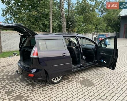 Фиолетовый Мазда 5, объемом двигателя 2 л и пробегом 179 тыс. км за 6400 $, фото 12 на Automoto.ua