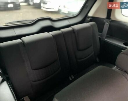 Фиолетовый Мазда 5, объемом двигателя 2 л и пробегом 195 тыс. км за 8400 $, фото 21 на Automoto.ua