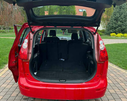 Красный Мазда 5, объемом двигателя 1.8 л и пробегом 205 тыс. км за 5500 $, фото 12 на Automoto.ua