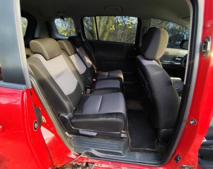 Красный Мазда 5, объемом двигателя 2 л и пробегом 300 тыс. км за 3400 $, фото 5 на Automoto.ua