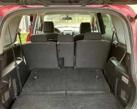 Красный Мазда 5, объемом двигателя 2 л и пробегом 290 тыс. км за 4300 $, фото 6 на Automoto.ua