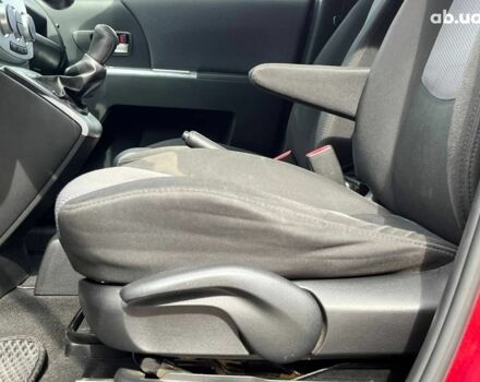 Червоний Мазда 5, об'ємом двигуна 2 л та пробігом 298 тис. км за 5290 $, фото 35 на Automoto.ua