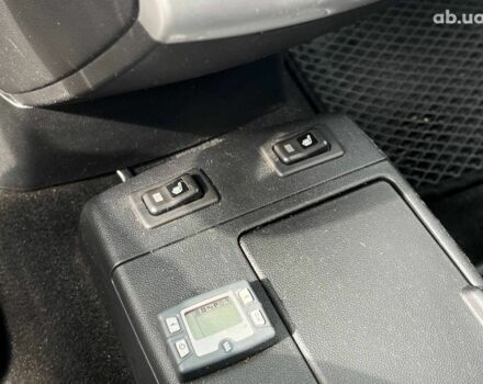 Червоний Мазда 5, об'ємом двигуна 2 л та пробігом 298 тис. км за 5290 $, фото 27 на Automoto.ua