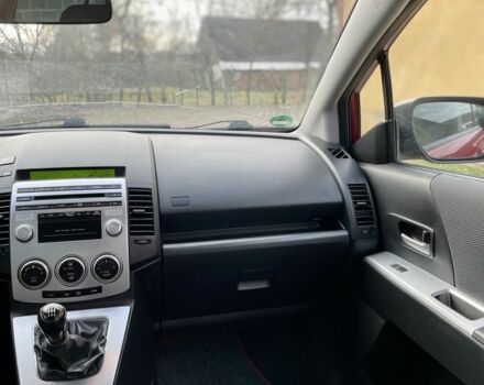 Красный Мазда 5, объемом двигателя 2 л и пробегом 290 тыс. км за 4300 $, фото 10 на Automoto.ua