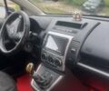 Красный Мазда 5, объемом двигателя 1.8 л и пробегом 170 тыс. км за 6000 $, фото 3 на Automoto.ua