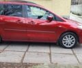 Красный Мазда 5, объемом двигателя 2 л и пробегом 214 тыс. км за 5800 $, фото 5 на Automoto.ua