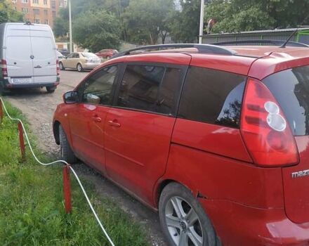 Красный Мазда 5, объемом двигателя 2 л и пробегом 440 тыс. км за 3200 $, фото 1 на Automoto.ua