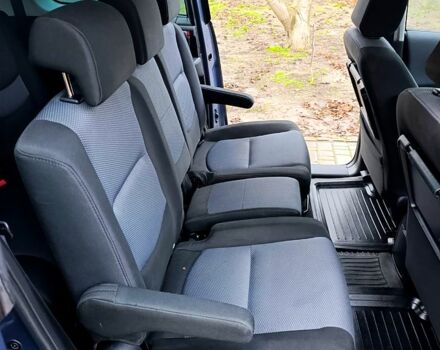 Мазда 5, об'ємом двигуна 1.8 л та пробігом 235 тис. км за 6700 $, фото 7 на Automoto.ua