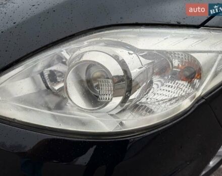 Мазда 5, объемом двигателя 2 л и пробегом 214 тыс. км за 7500 $, фото 5 на Automoto.ua