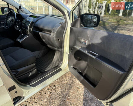 Жовтий Мазда 5, об'ємом двигуна 2 л та пробігом 238 тис. км за 6800 $, фото 37 на Automoto.ua